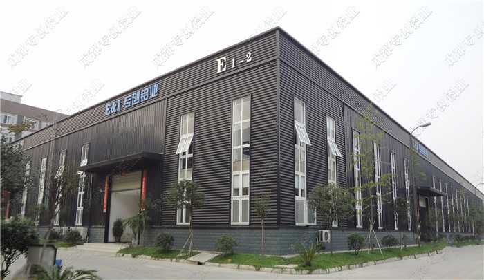 成都專創(chuàng)鋁業(yè)有限公司工廠實拍 成都專創(chuàng)鋁業(yè)有限公司工廠實拍